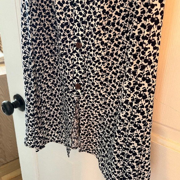 NWT Midi Button Up Dress with Waist Tie • L - Picture 5 of 5